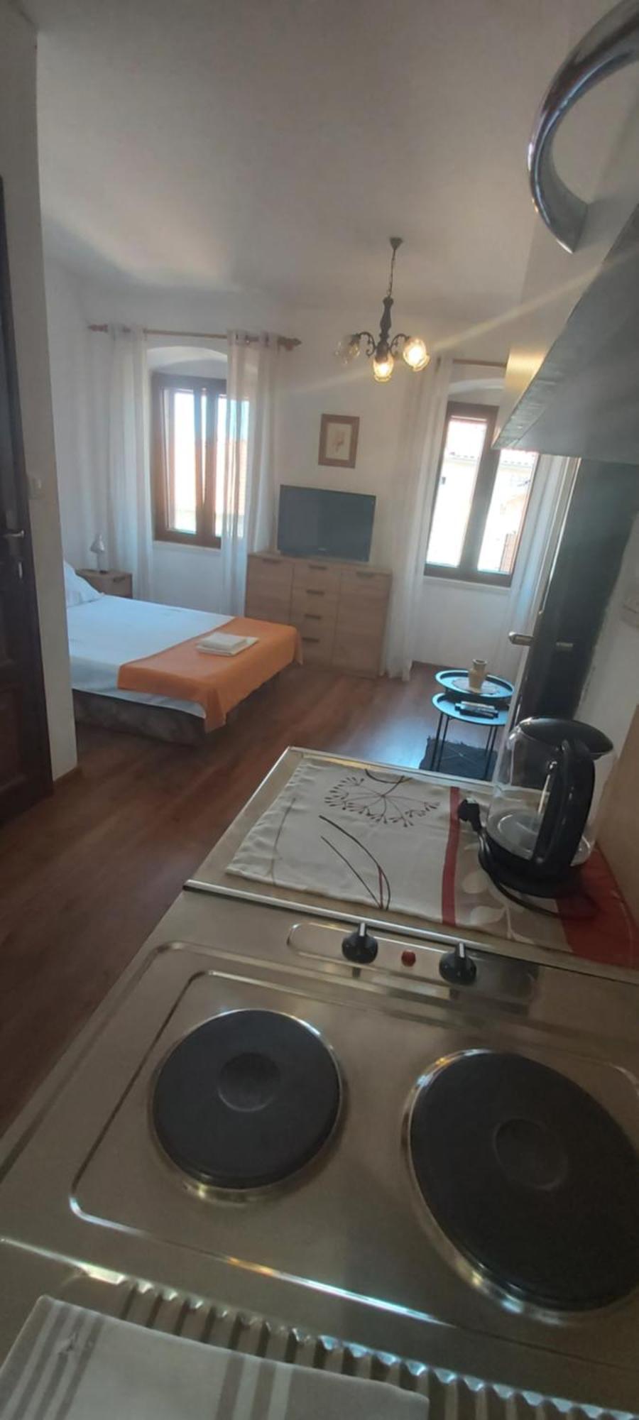 Vila Dora Supetar Lägenhet Rum bild
