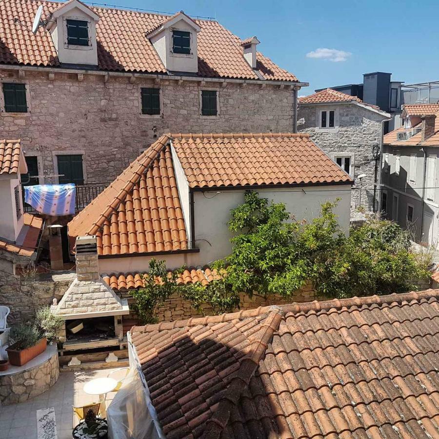 Vila Dora Supetar Lägenhet Exteriör bild